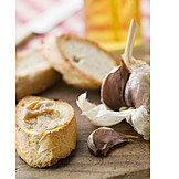   Garlic, Baguette