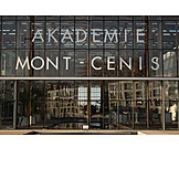   Bürogebäude, Akademie mont, Cenis
