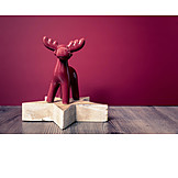   Ceramic figure, Reindeer
