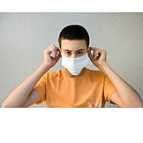   Teenager, Anziehen, Pandemie, Mund-nasen-schutz