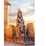   Karnak temple, Kings statue
